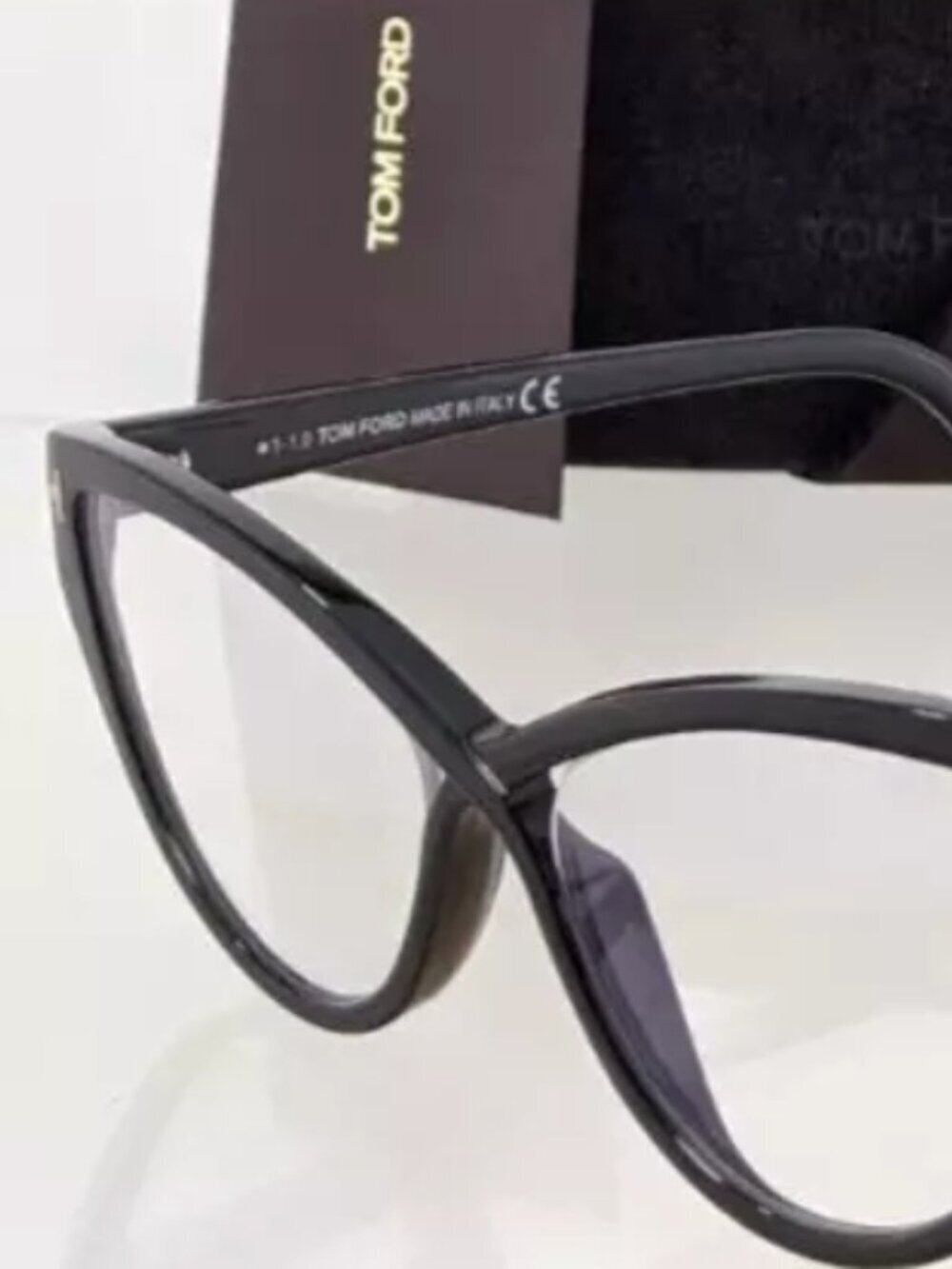 Tom Ford TF 5729 Eyeglasses